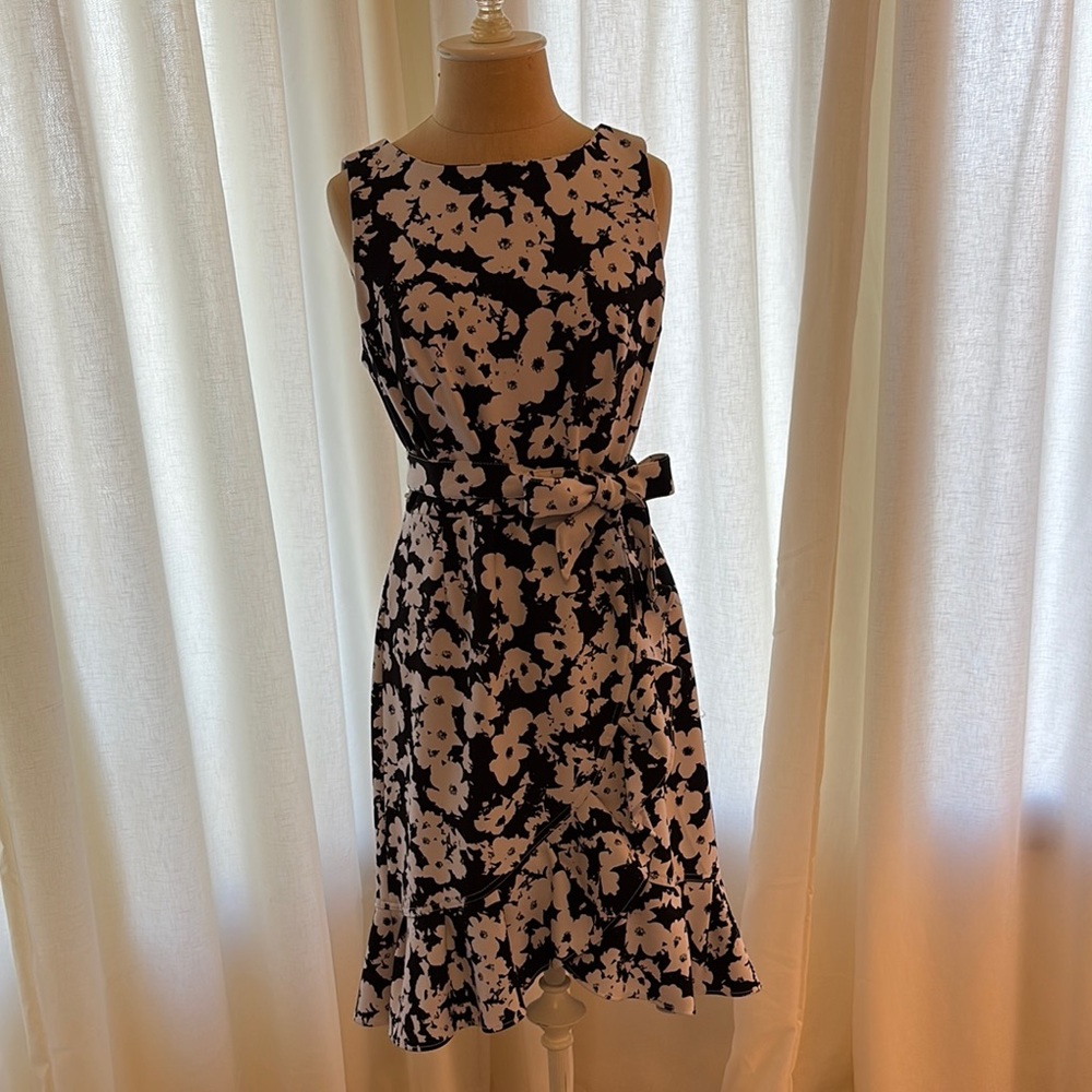 Floral Black and White Sleeveless Dress